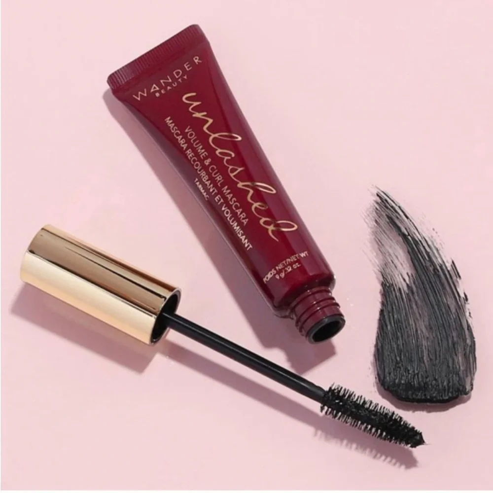 🎉HP🎉 NWT WANDER BEAUTY AWARD WINNING UNLASHED VOLUME & CURL MASCARA Sealed Box - Picture 3 of 5